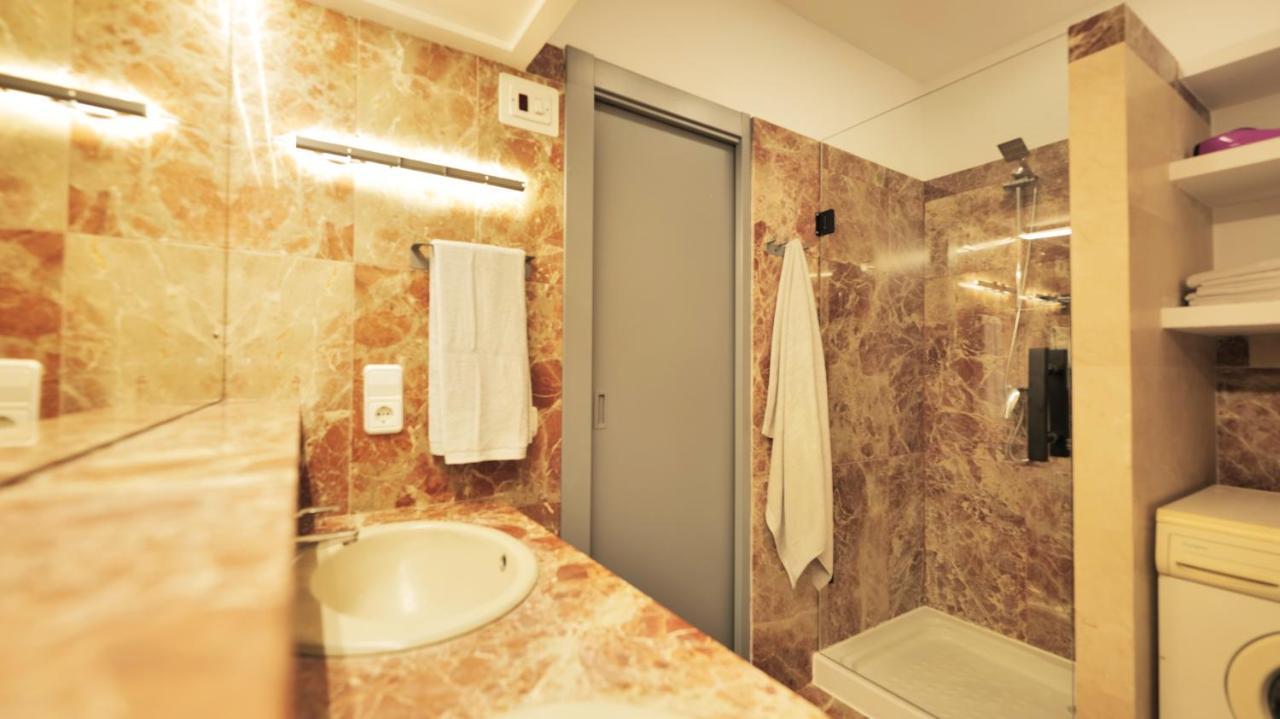 Apartament El Arbol - Rooftop Pool - Puerto Deportivo